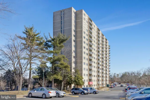 $150,000 | 2500 North Van Dorn Street, Unit 316, Alexandria, VA 22302
