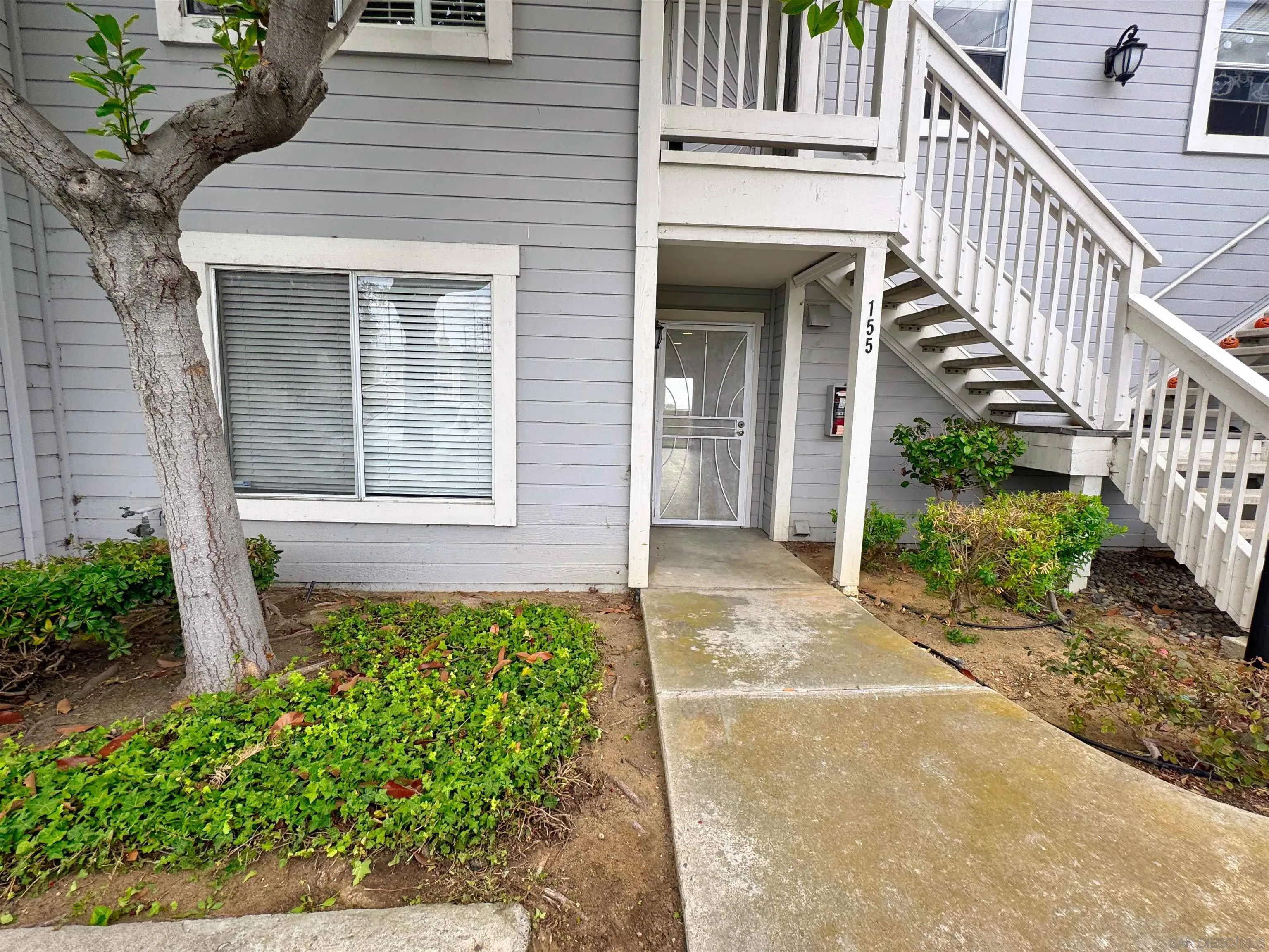 155 Mangano Circle Encinitas, CA 92024 - Photo 27 of 29 Gallery Image 27