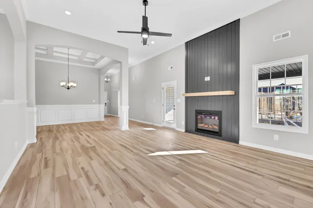 $369,900 | 614 Kinross Drive, Clarksville, TN 37043