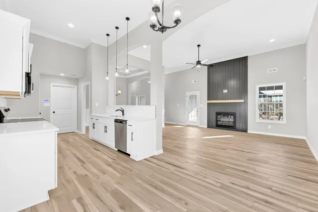 $369,900 | 614 Kinross Drive, Clarksville, TN 37043