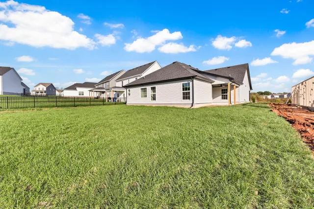 $369,900 | 614 Kinross Drive, Clarksville, TN 37043