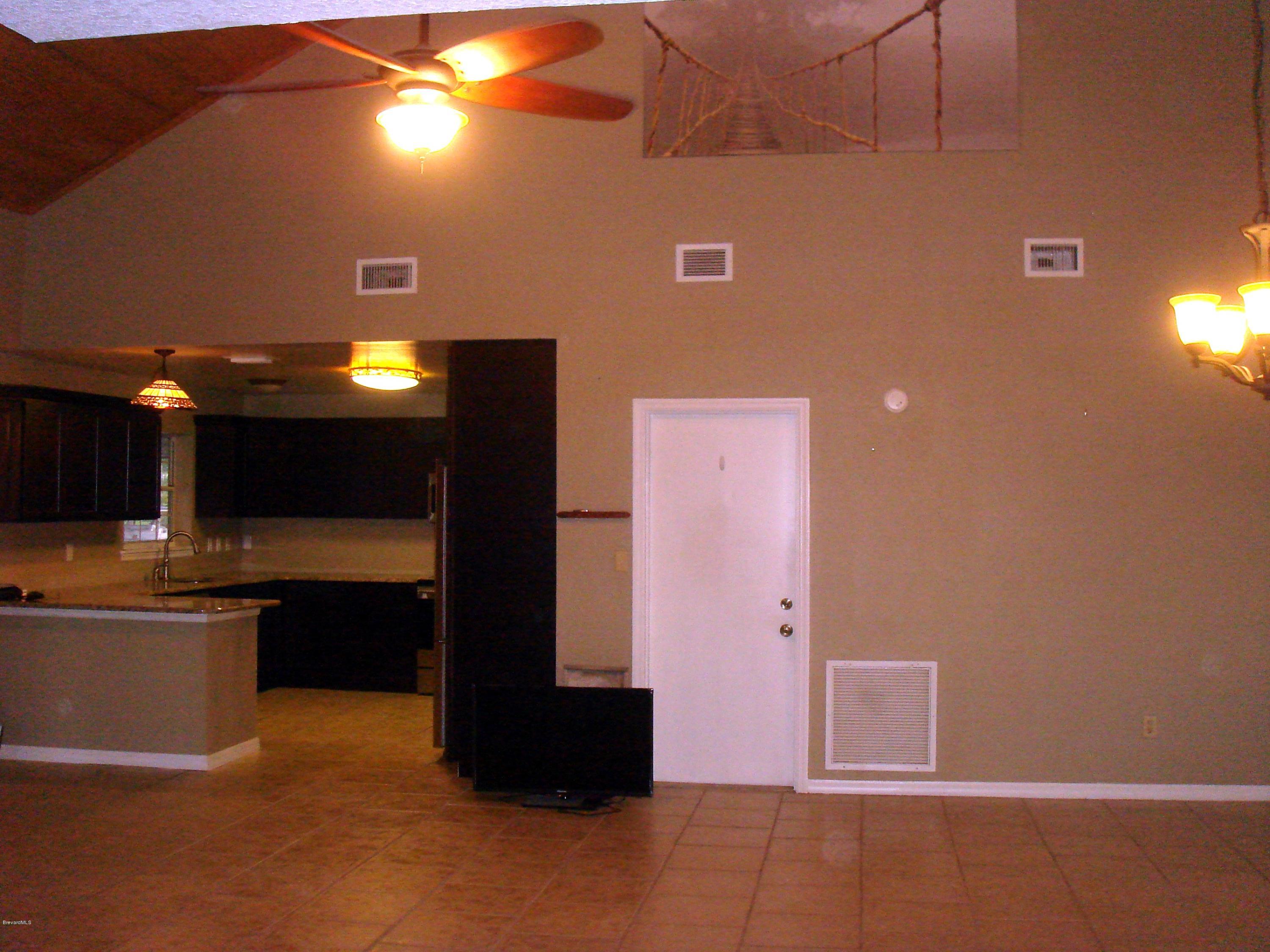 832 Egret Road Cocoa, FL 32926 - Photo 17 of 27 Egret Great Rm.jpg