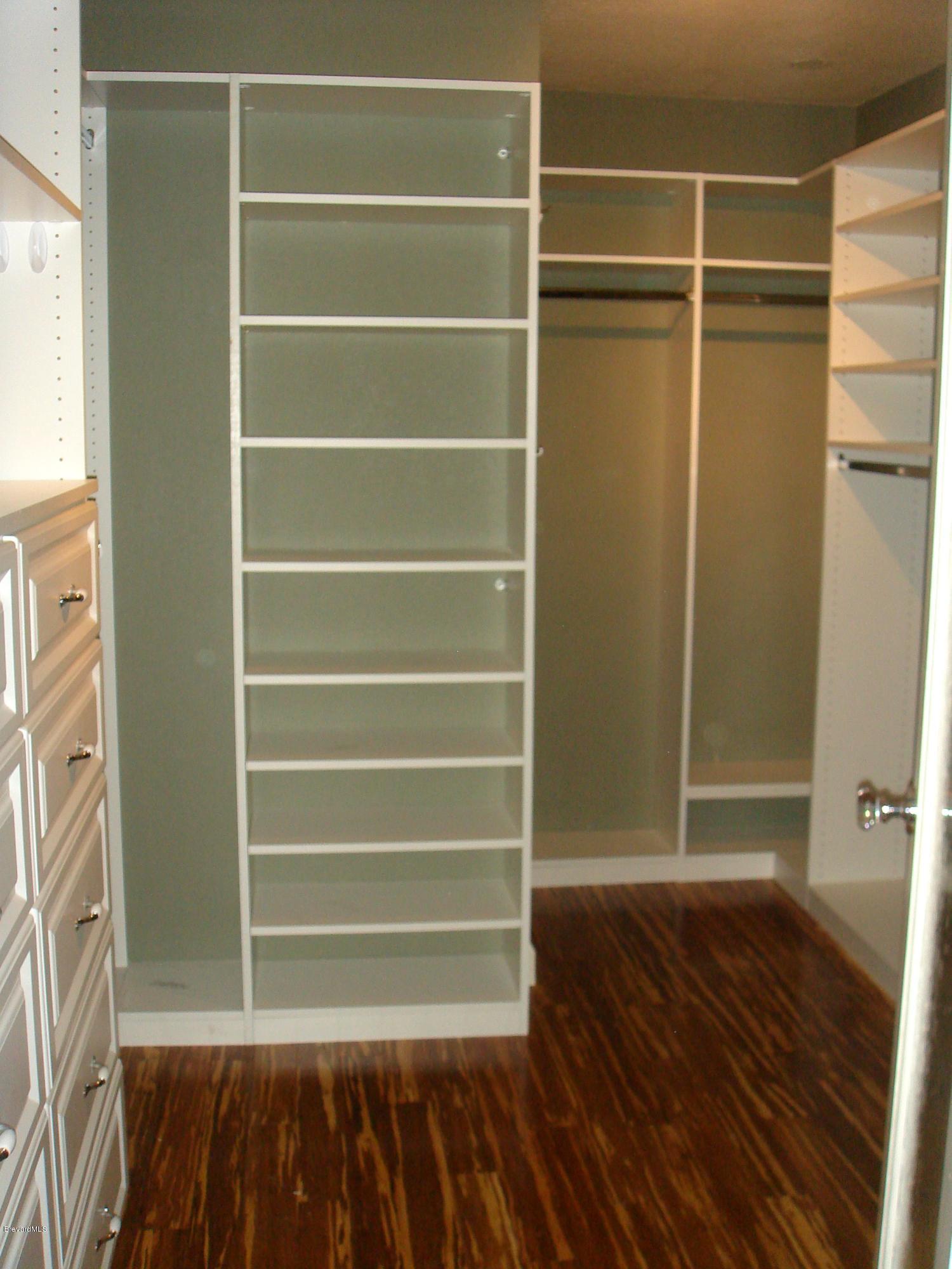 832 Egret Road Cocoa, FL 32926 - Photo 9 of 27 Egret Master Closet1.jpg