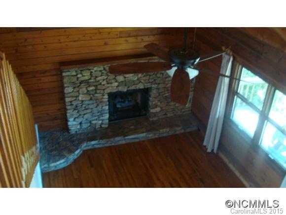 95 Hampton Road Leicester, NC 28748 - Photo 12 of 24