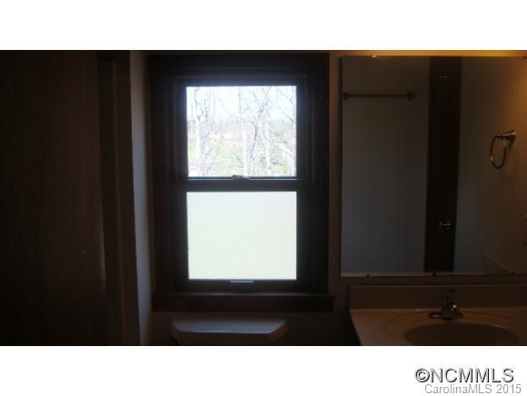 95 Hampton Road Leicester, NC 28748 - Photo 16 of 24
