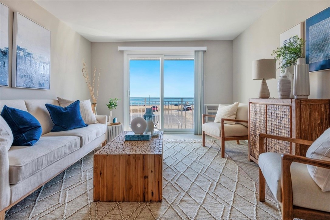 151 Ocean Road, Unit 13 Narragansett, RI 02882 - Photo 4 of 6