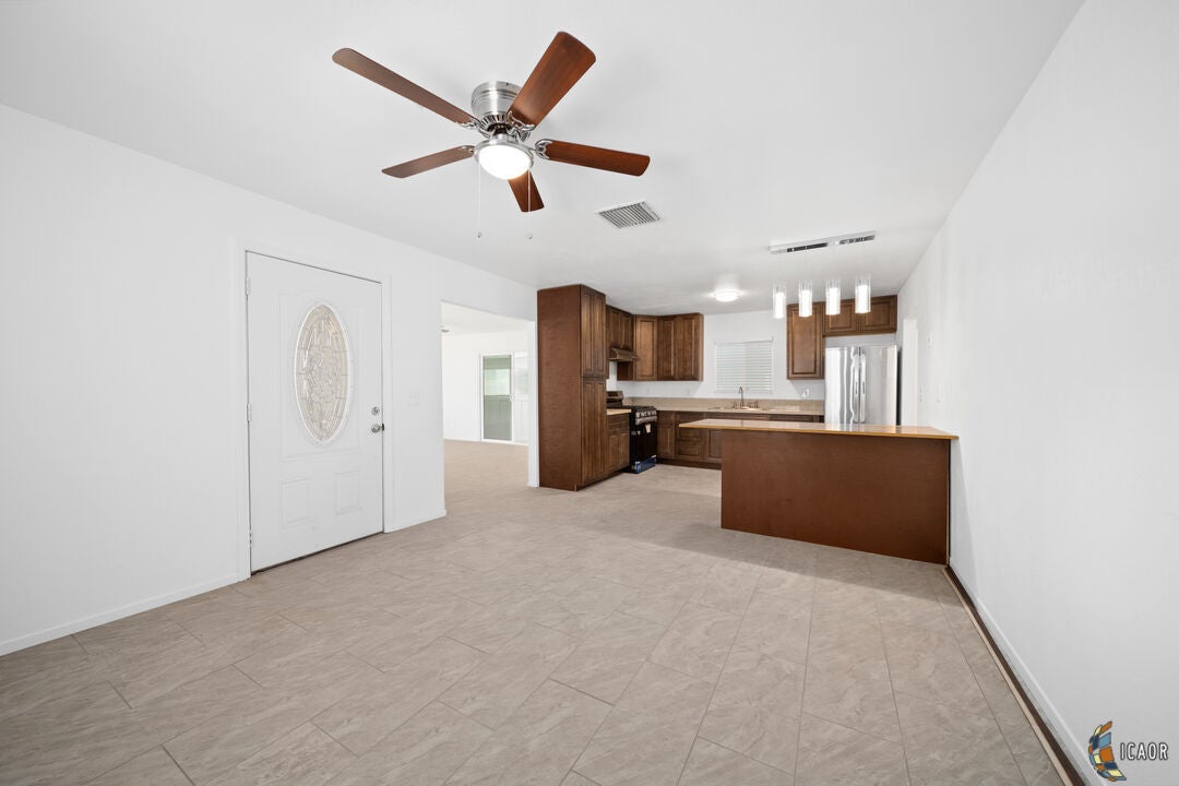 1885 Derrick Road El Centro, CA 92243 - Photo 6 of 29 Gallery Image 6