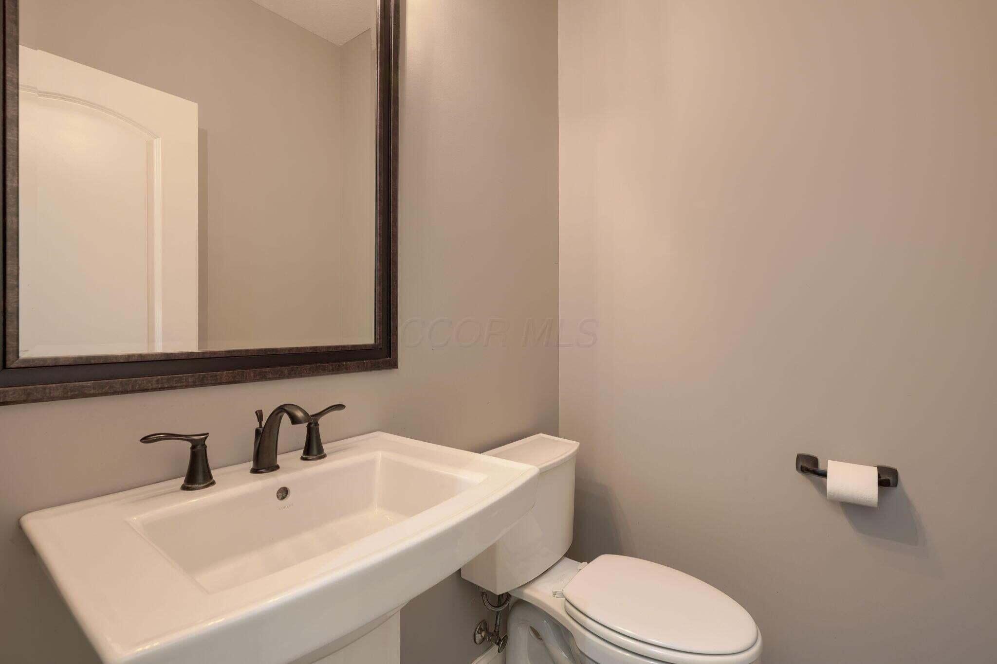 1019 Rambling Brook Way Delaware, OH 43015 - Photo 36 of 67 36 - 1019 Rambling Brook Way (64)