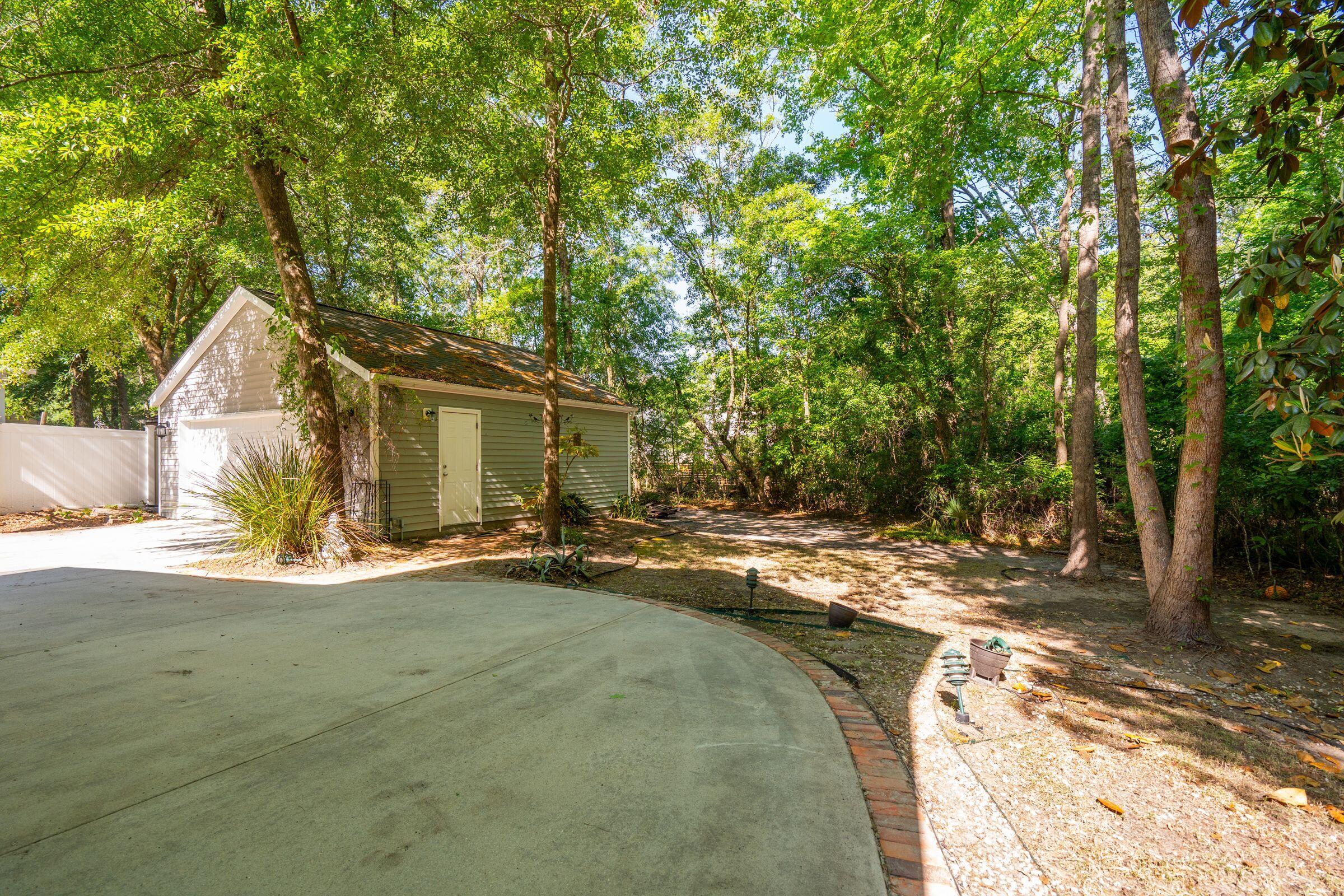 1631 Bee Balm Road Johns Island, SC 29455 - Photo 57 of 62 1631BeeBalmRd-KeenEyeMarketing-066