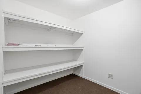 $164,900 | 2007 West 45th Street, Unit 307, Highland, IN 46322