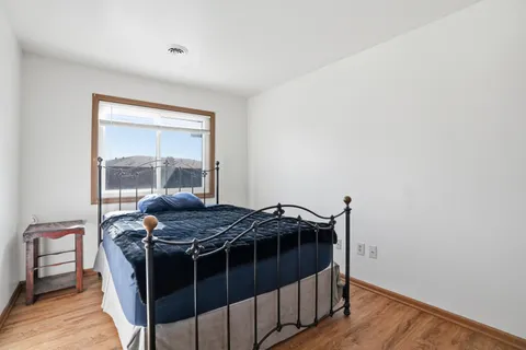 $164,900 | 2007 West 45th Street, Unit 307, Highland, IN 46322