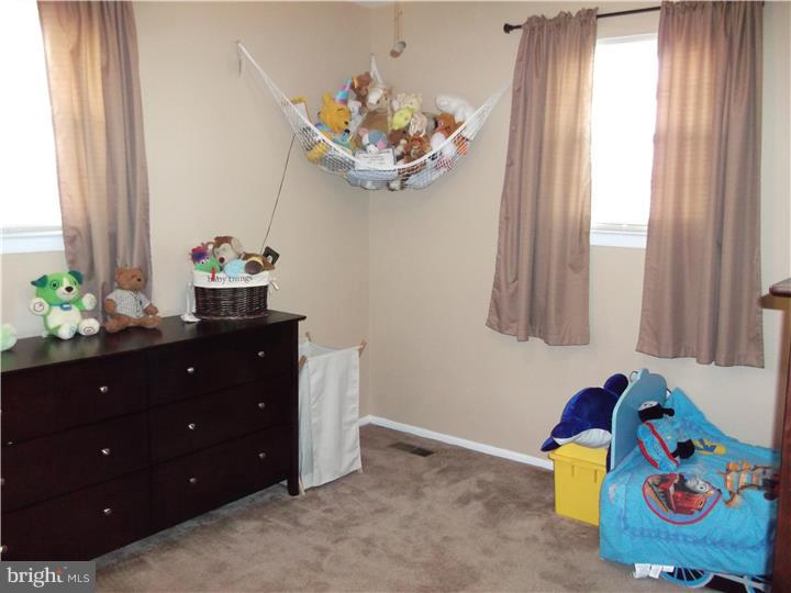 609 Warwick Road Fairless Hills, PA 19030 - Photo 15 of 25 Gallery Image 15