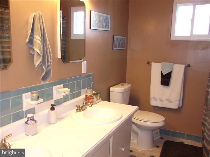 609 Warwick Road Fairless Hills, PA 19030 - Photo 17 of 25 Gallery Image 17