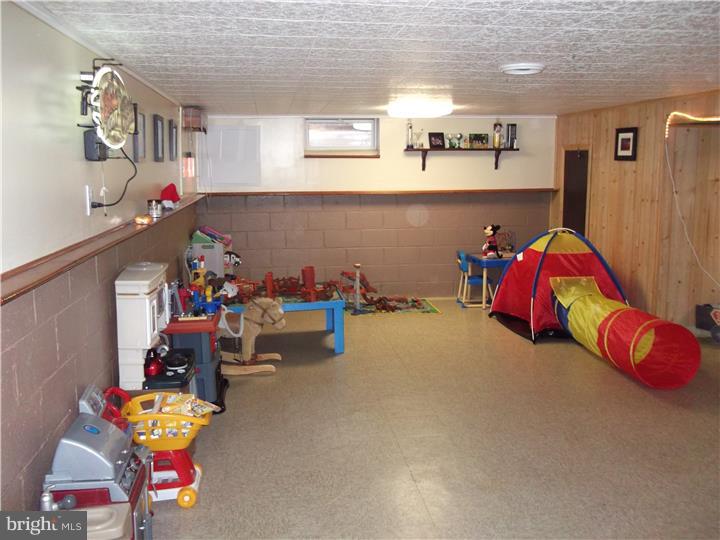 609 Warwick Road Fairless Hills, PA 19030 - Photo 20 of 25 Gallery Image 20