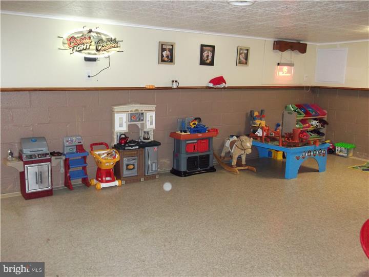 609 Warwick Road Fairless Hills, PA 19030 - Photo 22 of 25 Gallery Image 22