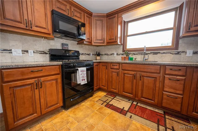 $275,000 | 2257 Highway 20A, Sheldon, NY 14167