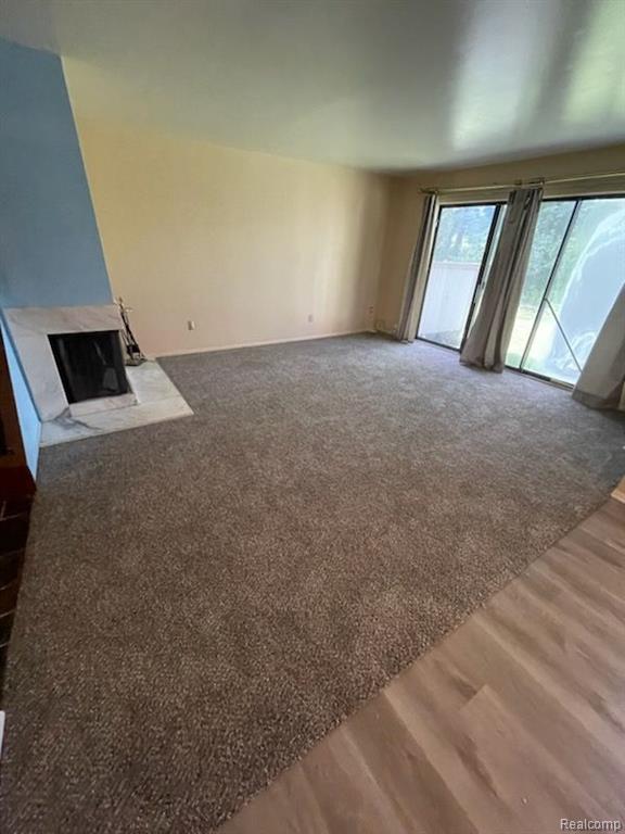 23181 Farmington Road Farmington, MI 48336 - Photo 3 of 17