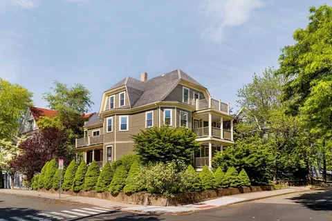 $875,000 | 98 Electric Avenue, Unit 2, Somerville, MA 02144