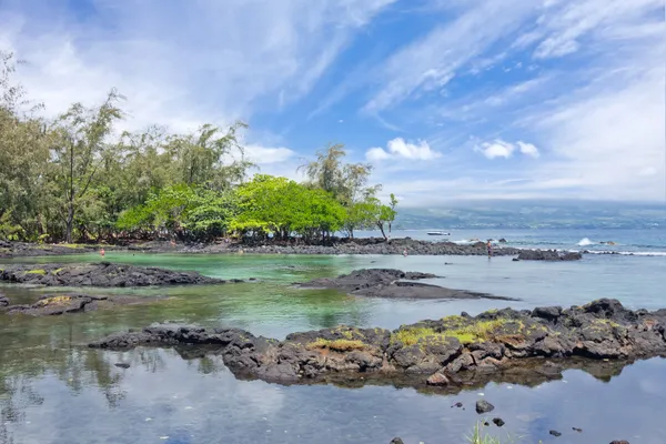 $1,288,888 | 2048 Kalanianaole Street, Hilo, HI 96720