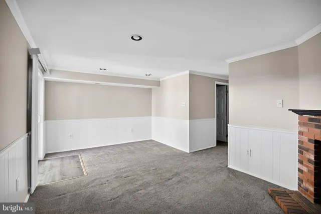 a view of an empty room