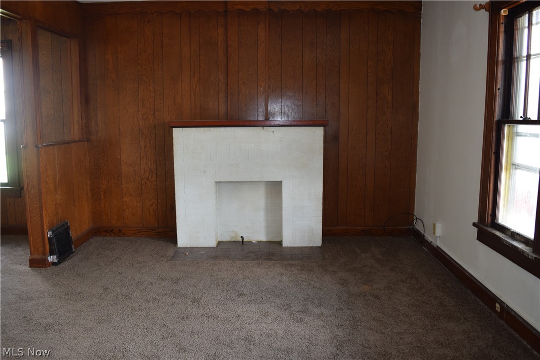 211 Exeter Avenue Southwest Canton, OH 44710 - Photo 6 of 19