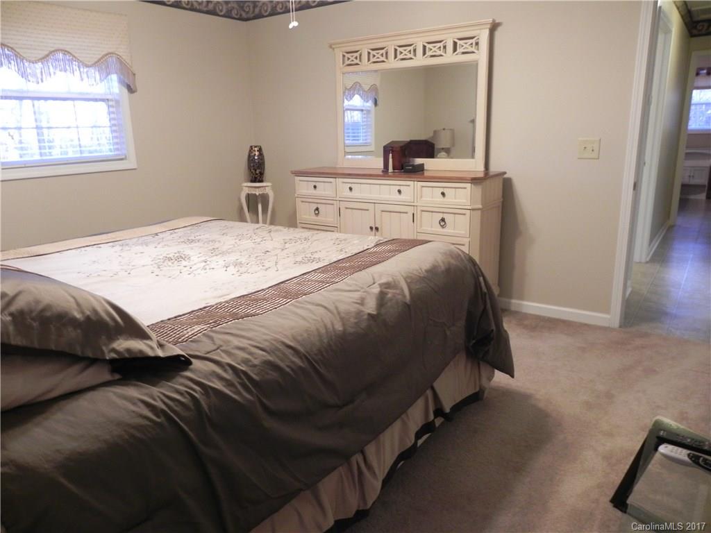300 Whispering Ridge Farm Lane Mill Spring, NC 28756 - Photo 13 of 19