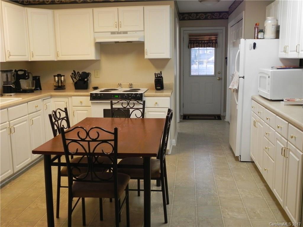 300 Whispering Ridge Farm Lane Mill Spring, NC 28756 - Photo 6 of 19