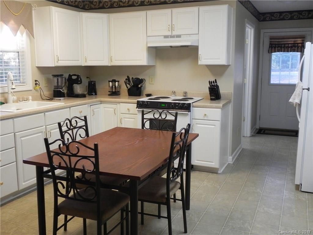 300 Whispering Ridge Farm Lane Mill Spring, NC 28756 - Photo 8 of 19