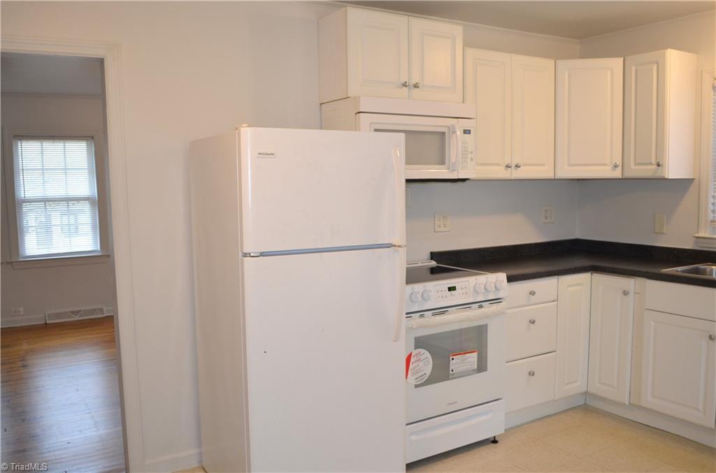 2802 Holmes Road Greensboro, NC 27405 - Photo 6 of 23 Gallery Image 6