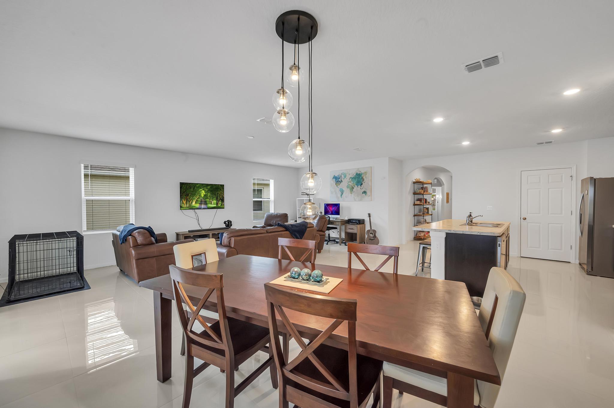 3205 Trinity Circle Fort Pierce, FL 34945 - Photo 10 of 52 D2E531C3-E283-4258-A9A3-2587533BE868