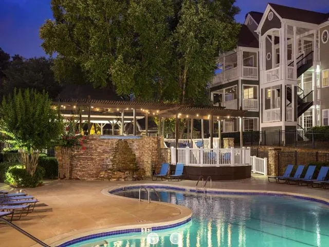 $1,553 | 9700 Medlock Crossing Parkway, Unit 1812, Johns Creek, GA 30022