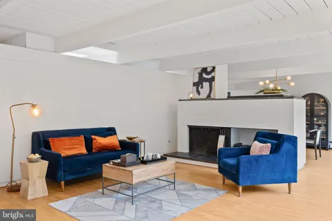 $799,900 | 418 Randall Road, Wyncote, PA 19095