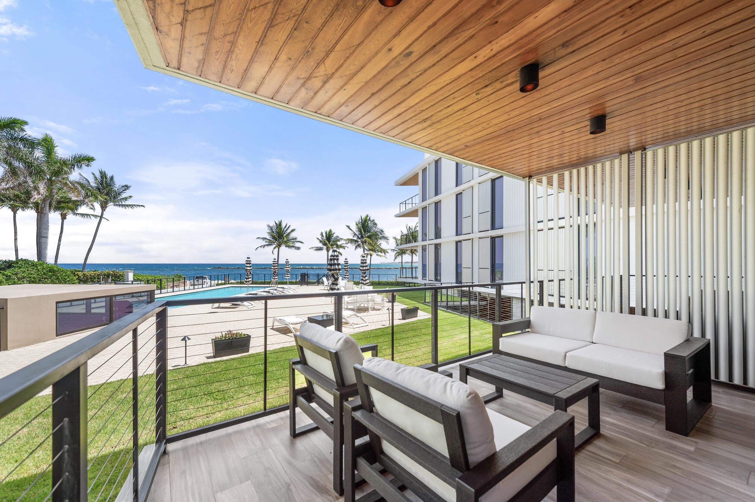 106 Inlet Way, Unit 103 Singer Island, FL 33404 - Photo 4 of 29 dsc_6855