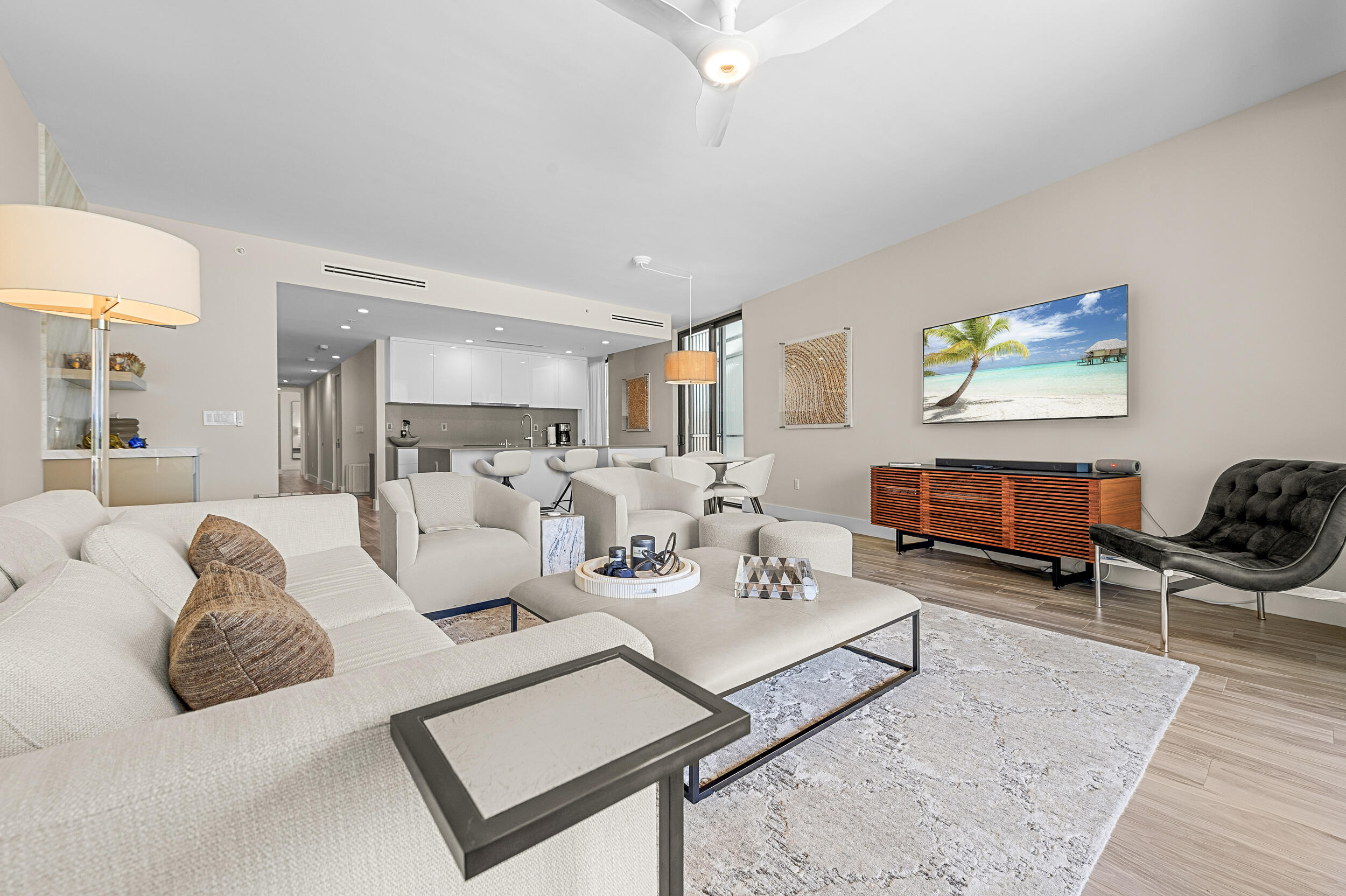 106 Inlet Way, Unit 103 Singer Island, FL 33404 - Photo 6 of 29 a living room with furniture