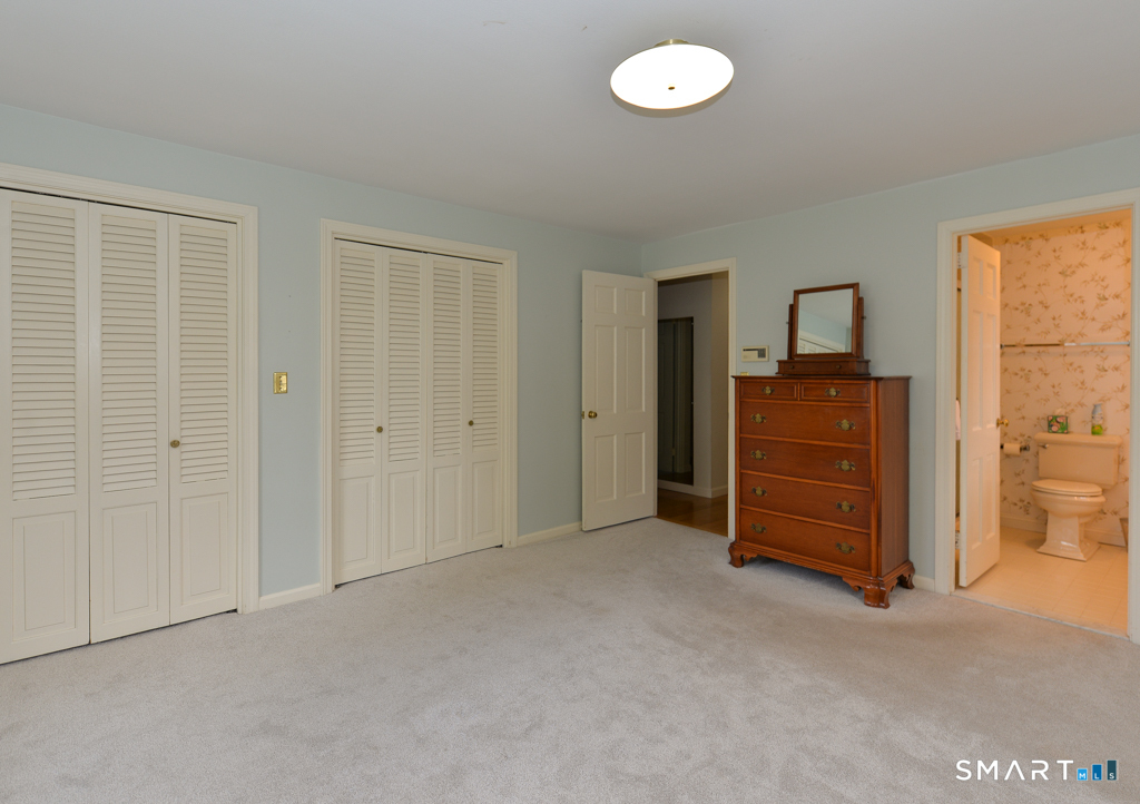 174 SW Road Waterbury, CT 06708 - Photo 10 of 17 an empty room with a dresser