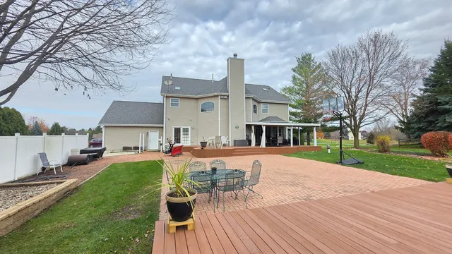 $675,000 | 41-w039 Mulhern Drive, Elburn, IL 60119