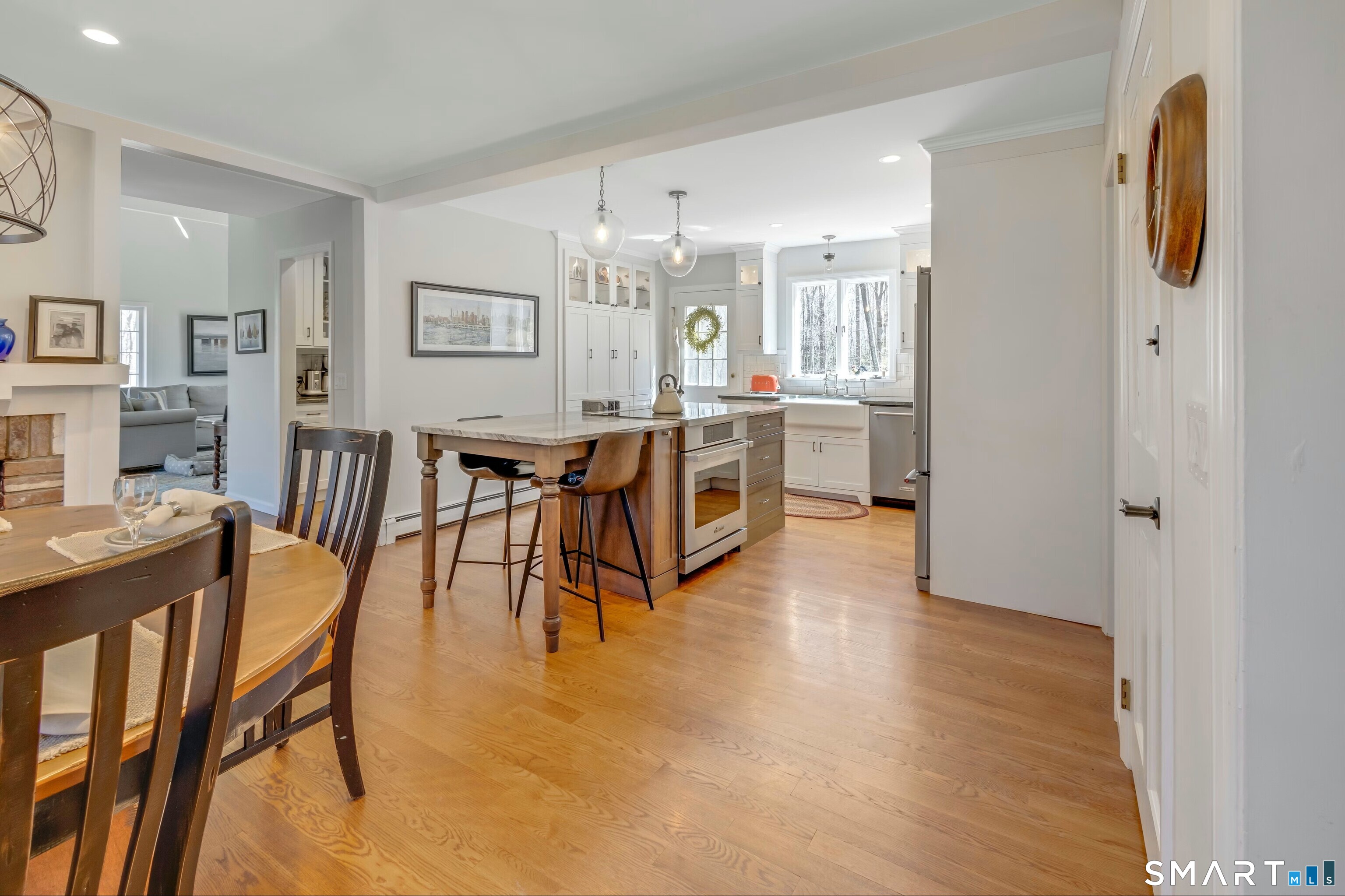 18 North Branch Road Newtown, CT 06470 - Photo 5 of 35