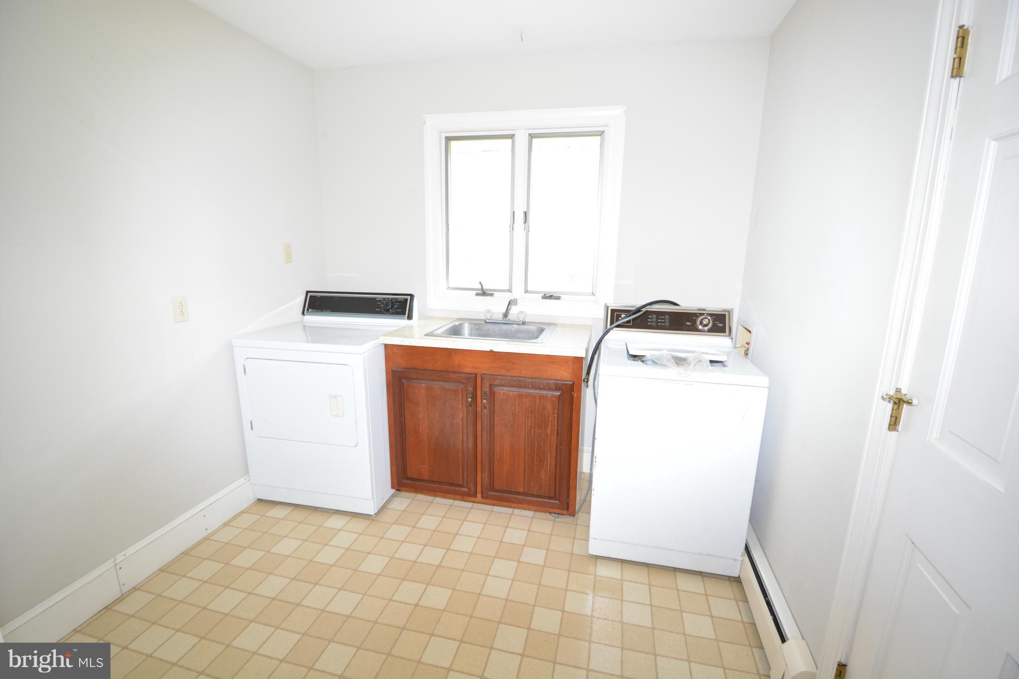 3820 Middle Road Winchester, VA 22602 - Photo 11 of 25 Interior (General)