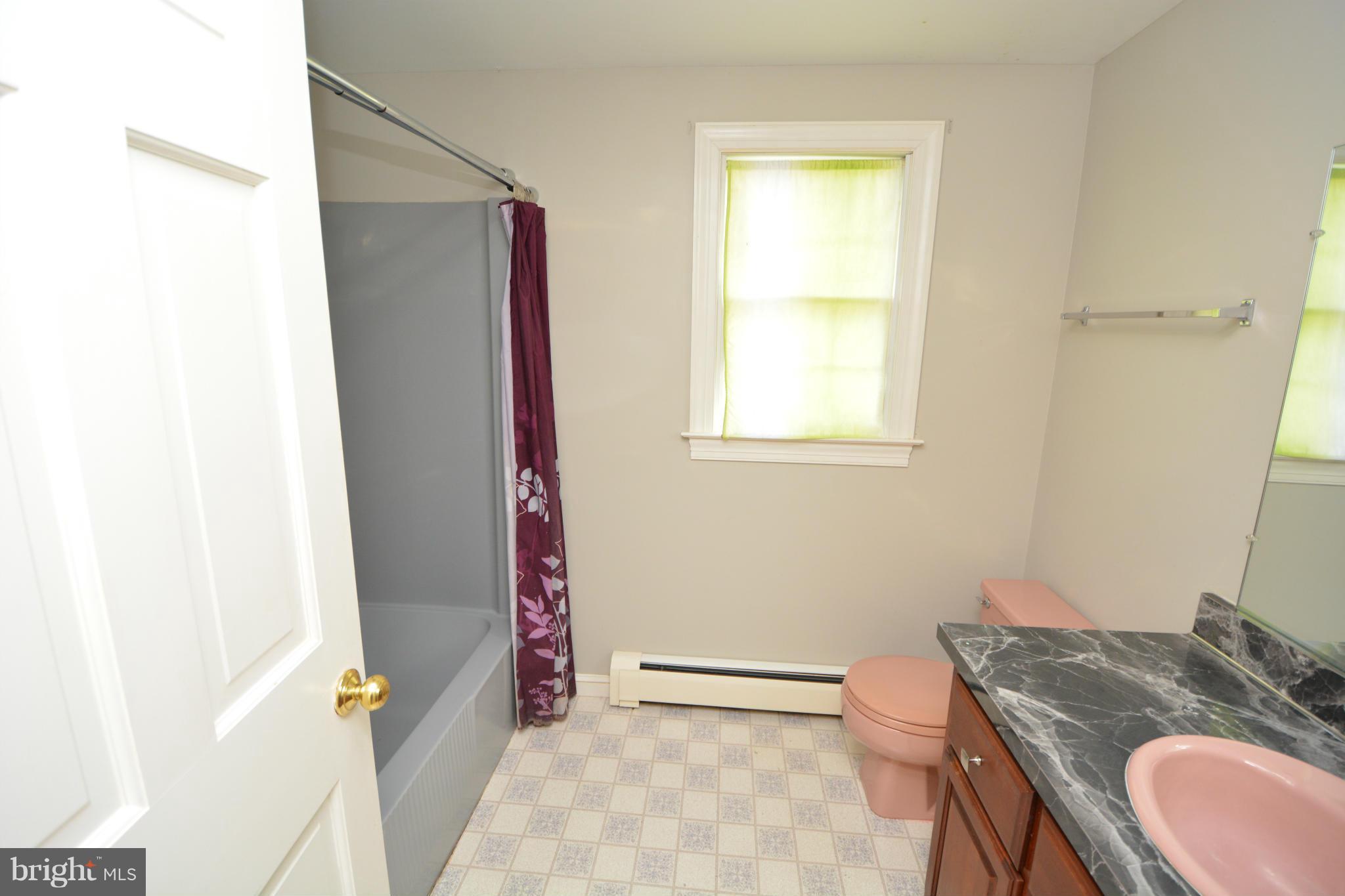 3820 Middle Road Winchester, VA 22602 - Photo 19 of 25 Bath