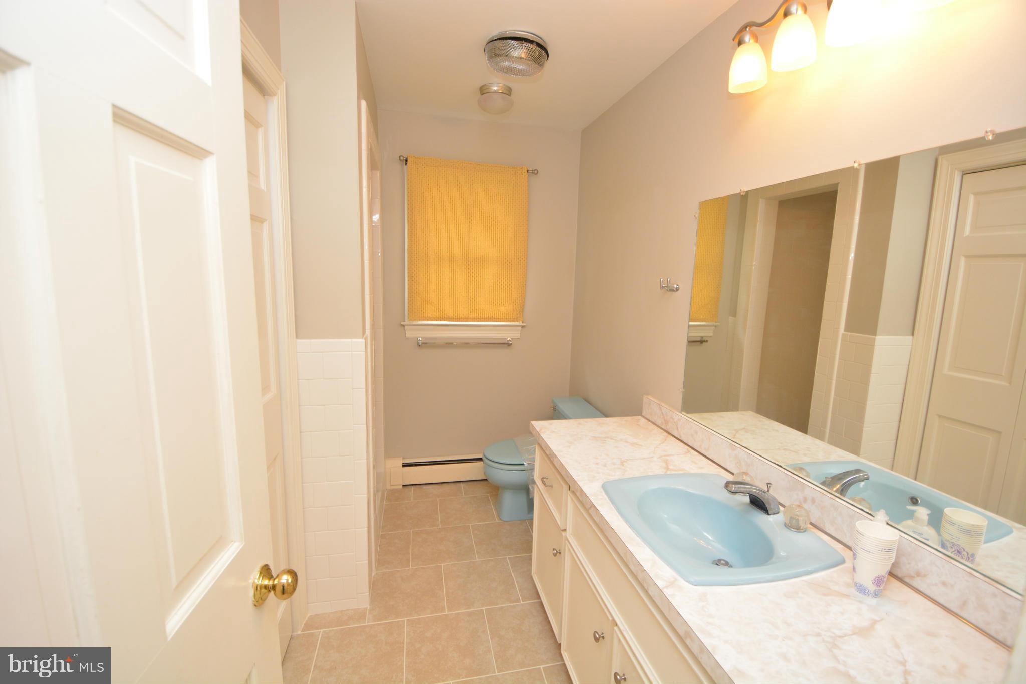 3820 Middle Road Winchester, VA 22602 - Photo 20 of 25 Bath