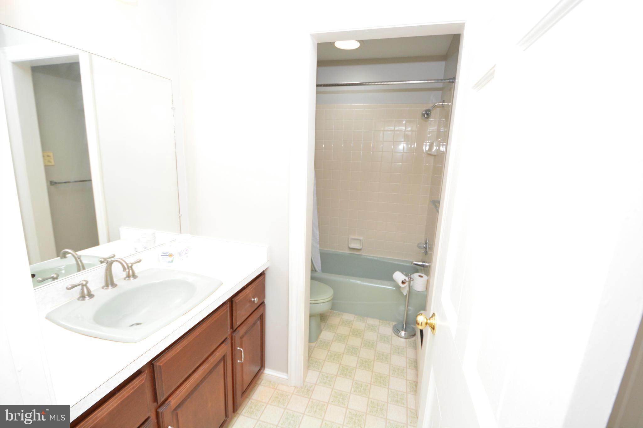 3820 Middle Road Winchester, VA 22602 - Photo 21 of 25 Bath