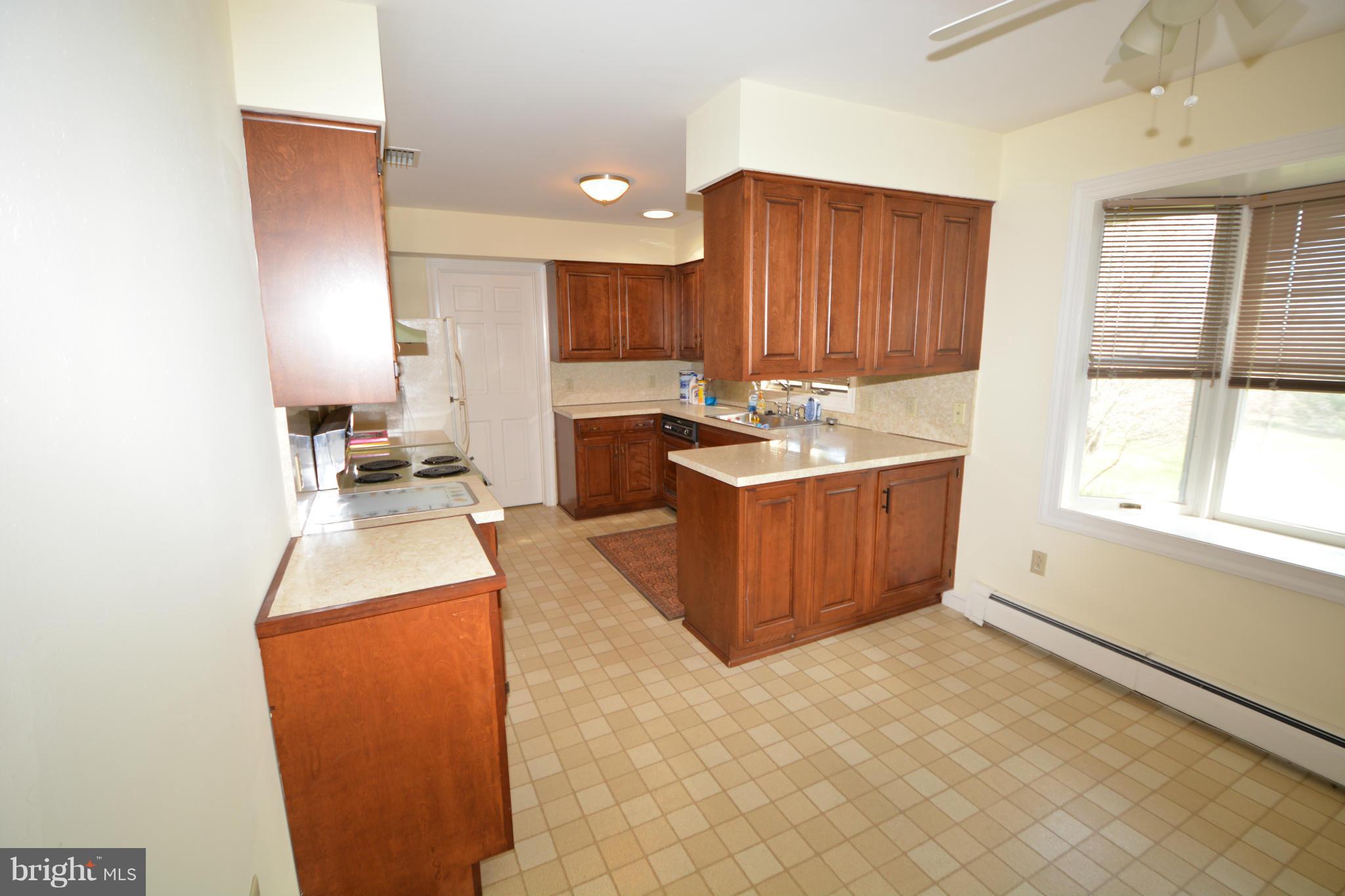 3820 Middle Road Winchester, VA 22602 - Photo 9 of 25 Kitchen