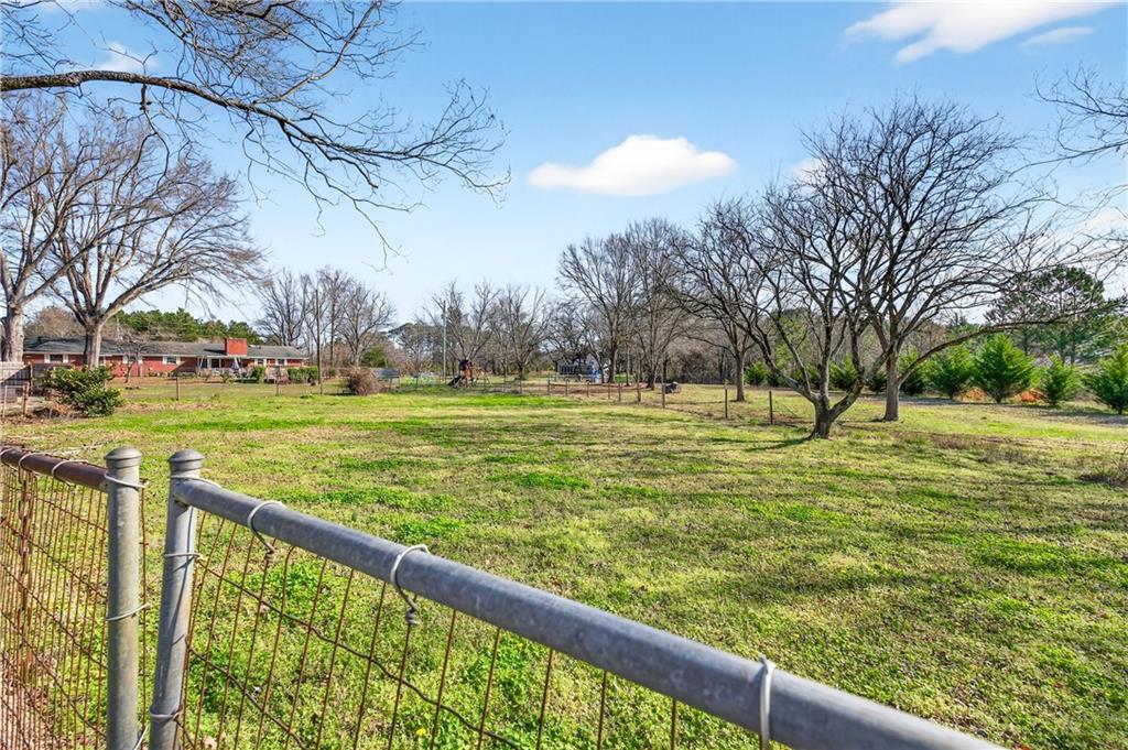 4927 Salem Road Covington, GA 30016 - Photo 39 of 54