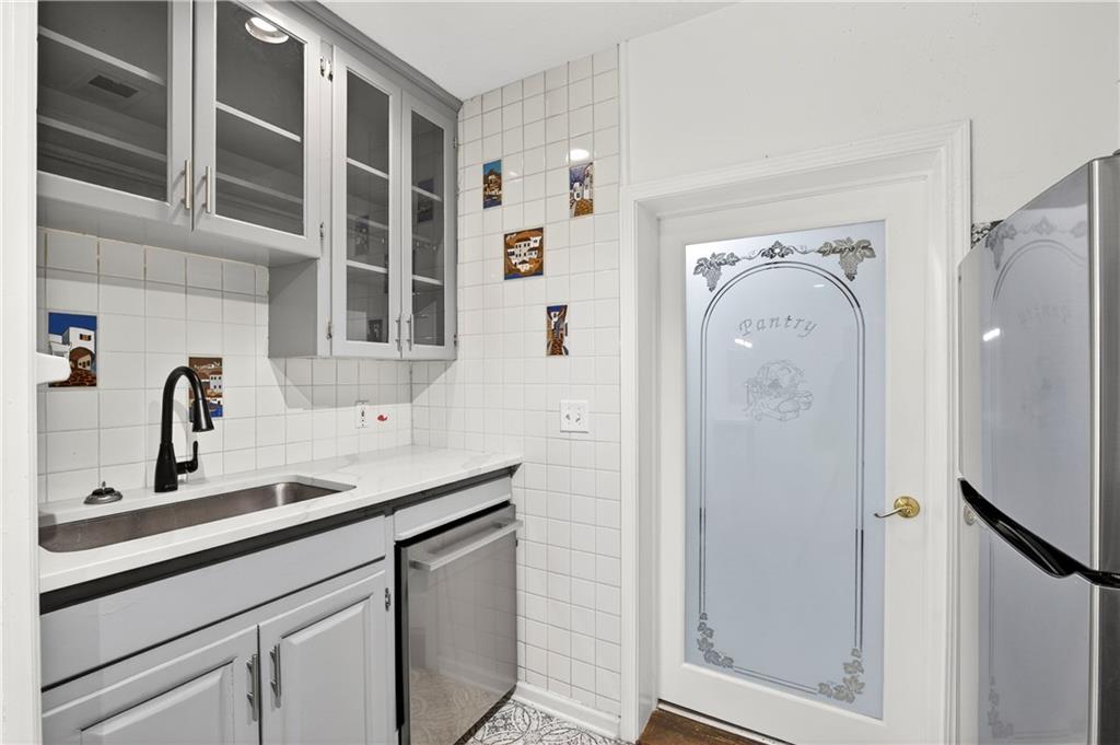 4927 Salem Road Covington, GA 30016 - Photo 8 of 54