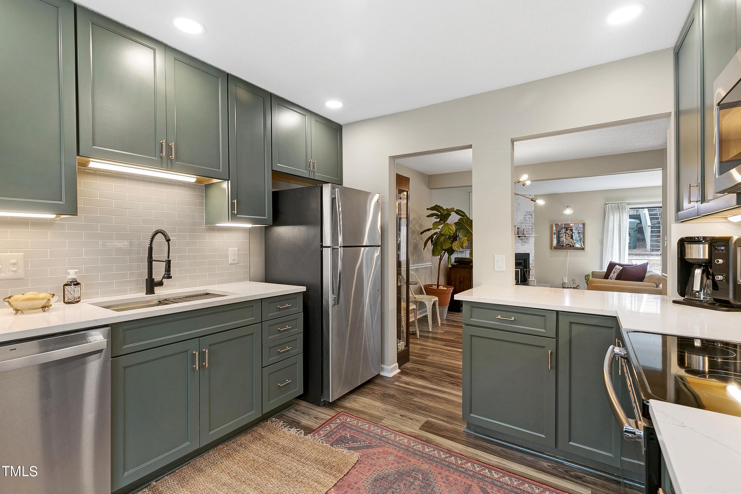 6562 English Oaks Drive Raleigh, NC 27615 - Photo 3 of 31 259A9569-3000