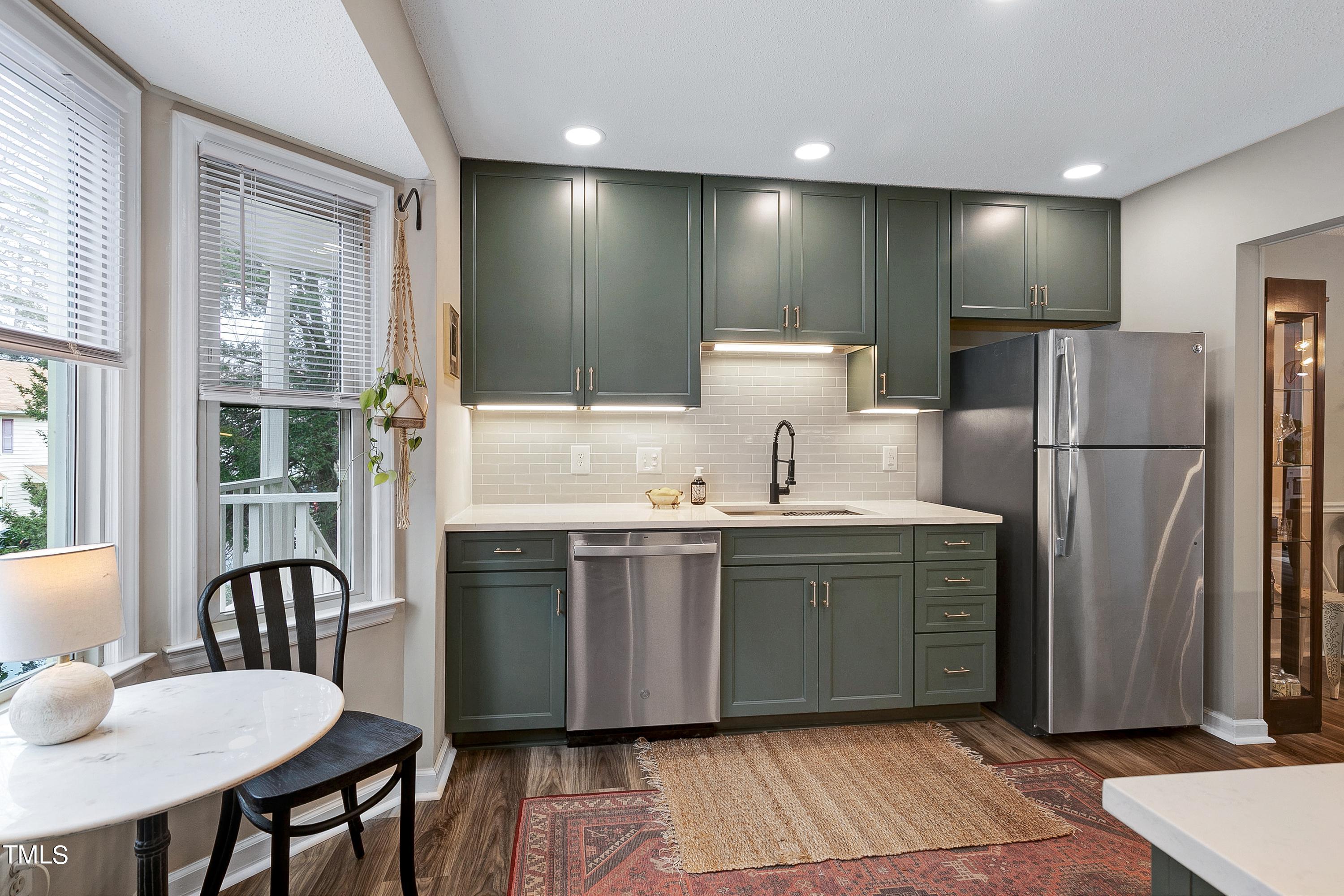 6562 English Oaks Drive Raleigh, NC 27615 - Photo 4 of 31 259A9572-3000
