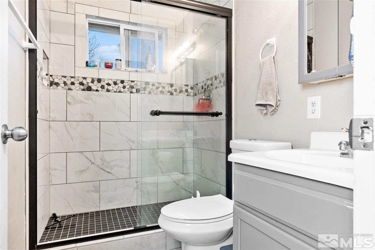 5060 Neil Road, Unit 4 Reno, NV 89502 - Photo 17 of 24 Photo 17