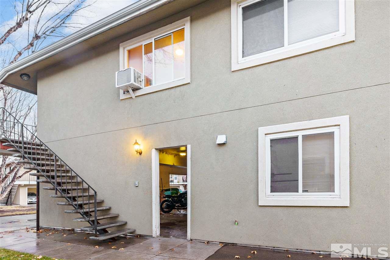 5060 Neil Road, Unit 4 Reno, NV 89502 - Photo 4 of 24 Photo 4