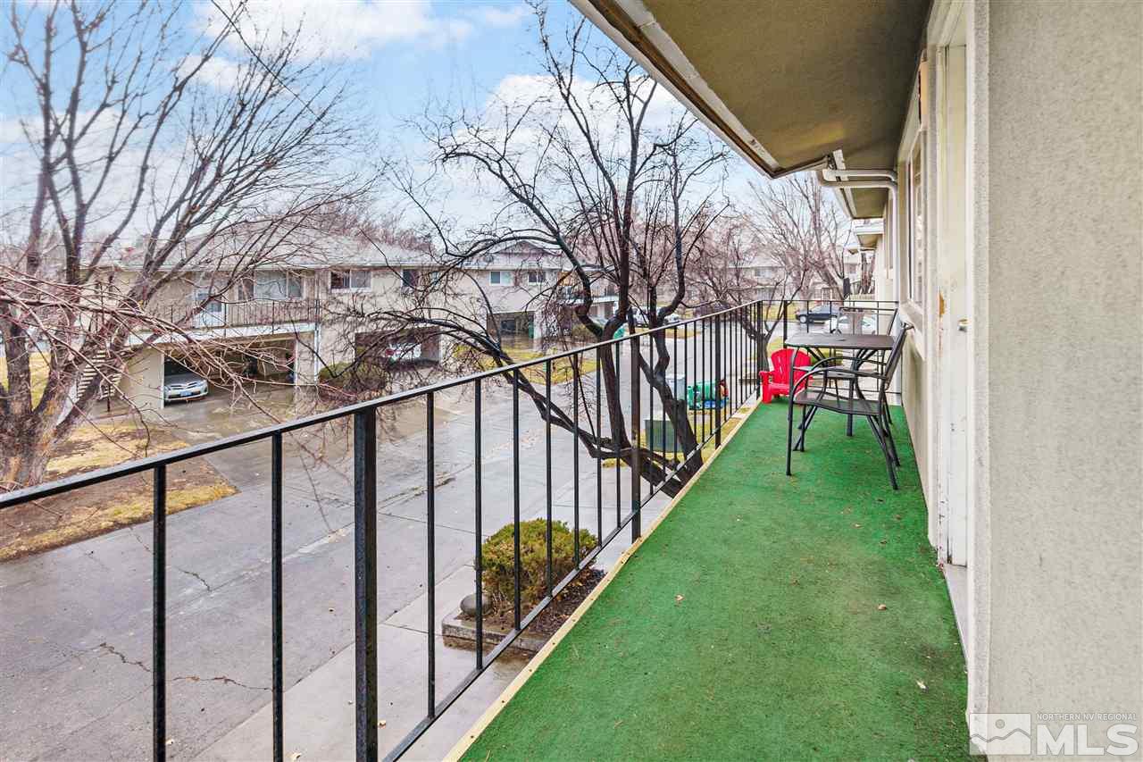 5060 Neil Road, Unit 4 Reno, NV 89502 - Photo 6 of 24 Photo 6