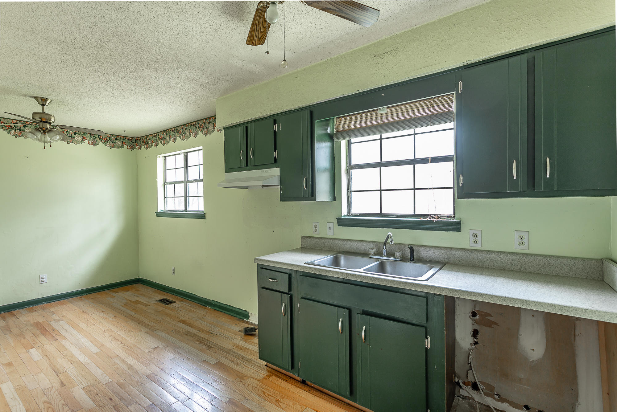 1607 North Chester Road Hixson, TN 37343 - Photo 15 of 31 1607 N Chester Road-15